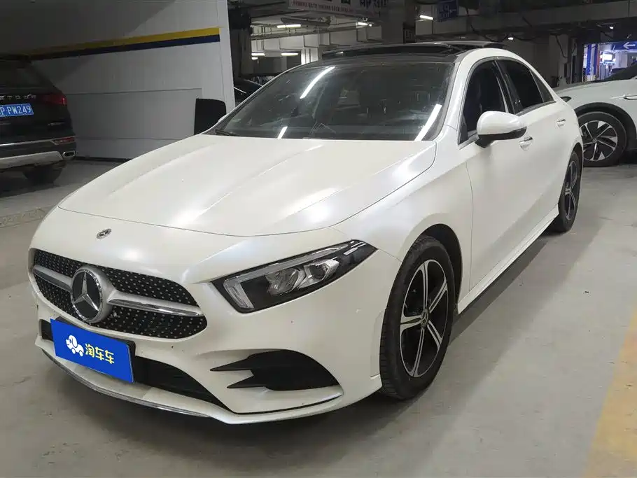 Mercedes-Benz A-Class 2022 — фото 1