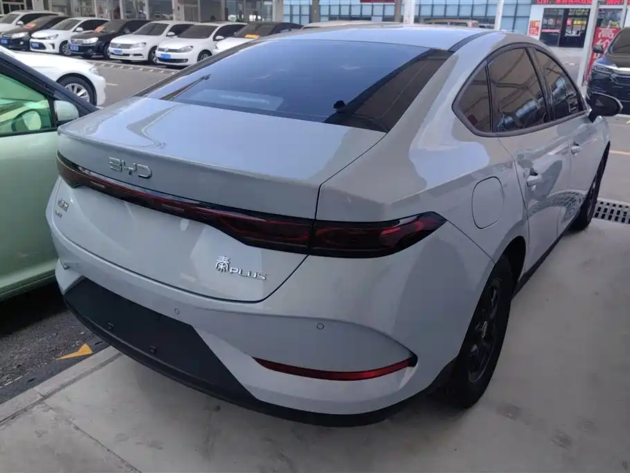 BYD Qin PLUS 2025 — фото 3