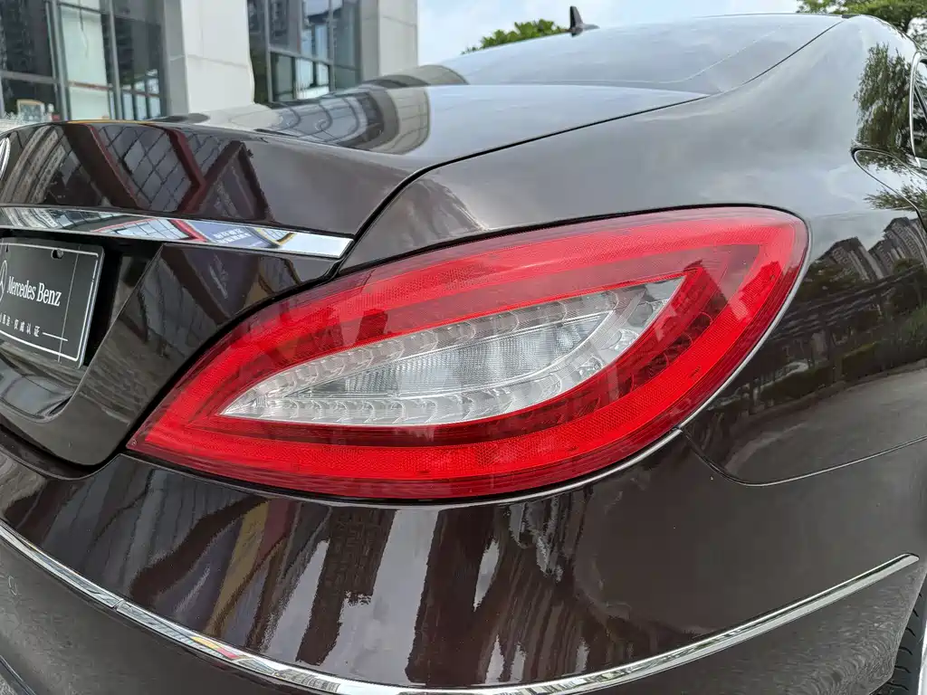 Mercedes-Benz CLS 2012 — фото 7