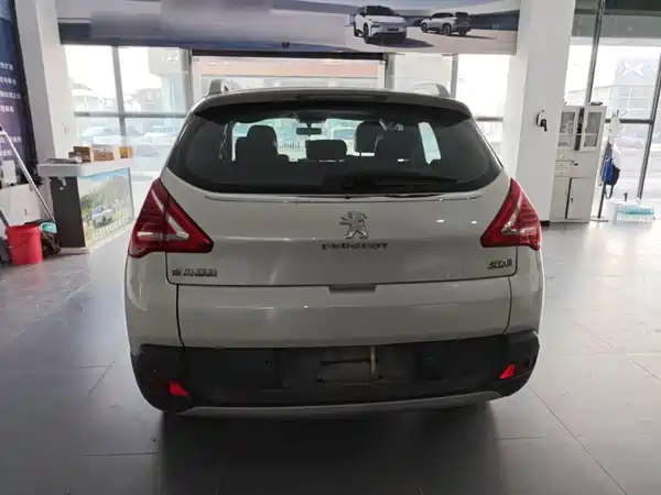 Peugeot 3008 2015