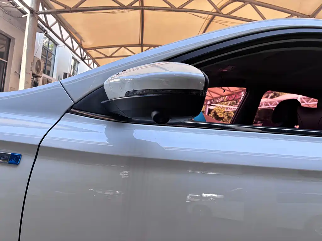 Roewe i5 2020