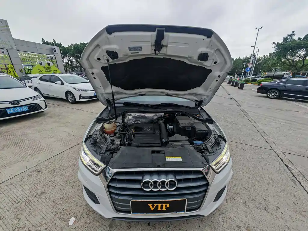 Audi Q3 2018 — фото 14