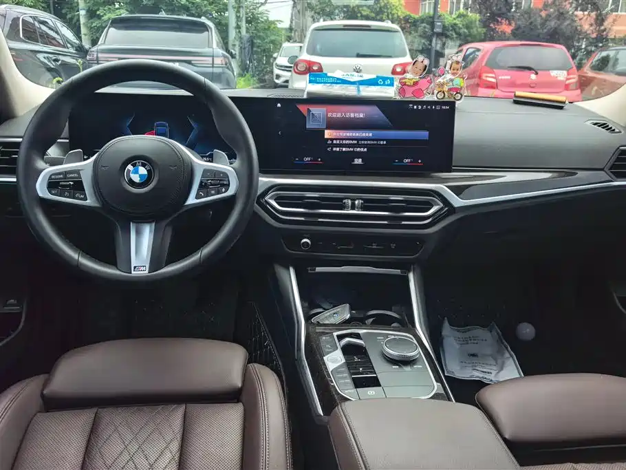 BMW 3 Series 2023 — фото 13