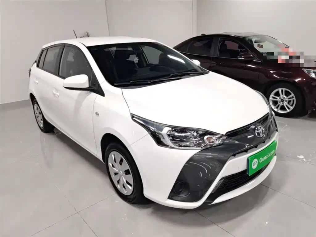 Toyota Yaris L 2021 — фото 4