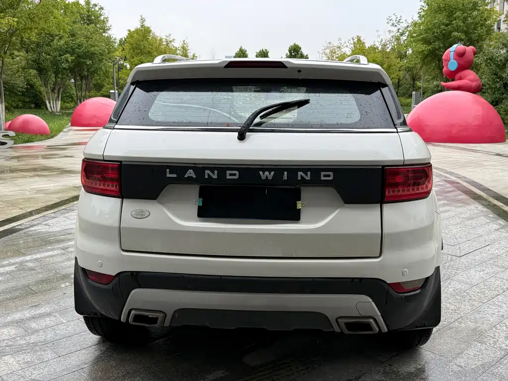 Landwind X7 2016 — фото 5