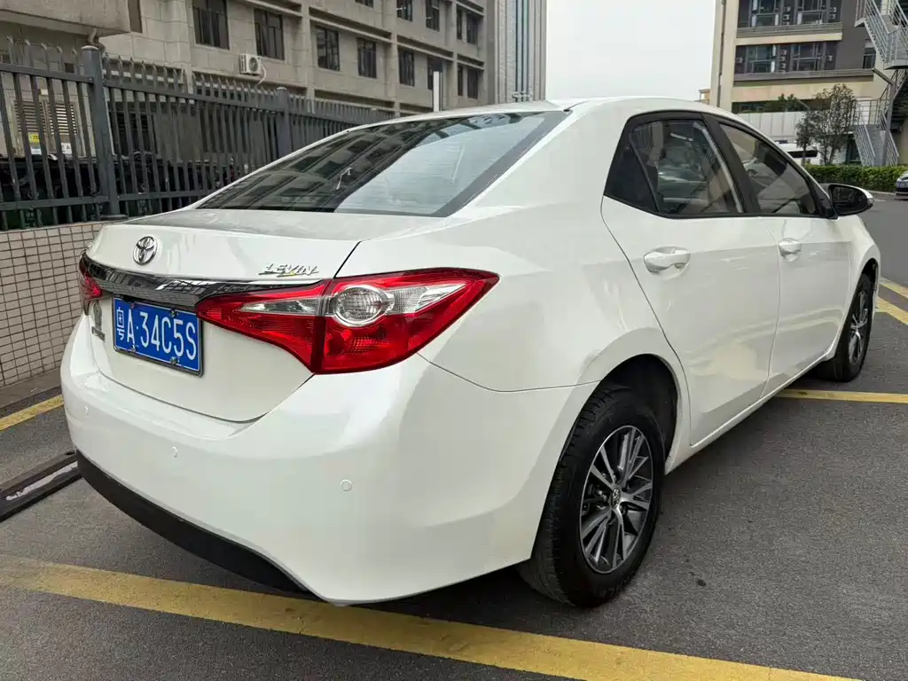 Toyota Levin 2015 — фото 9