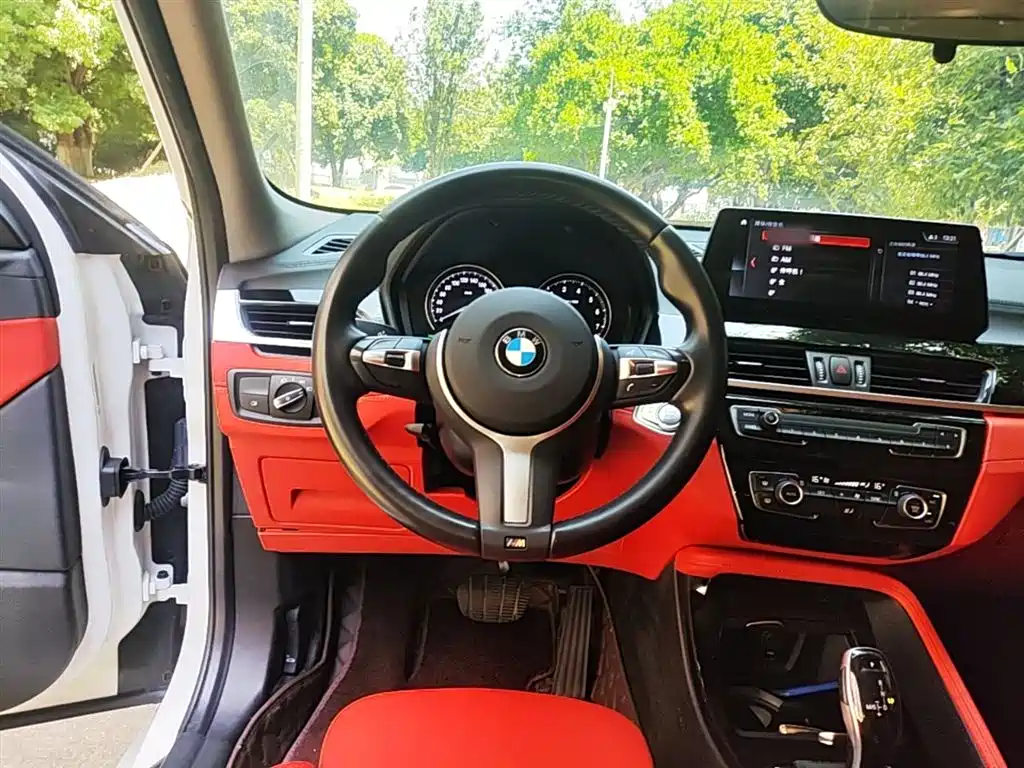 BMW X2 2022 — фото 11