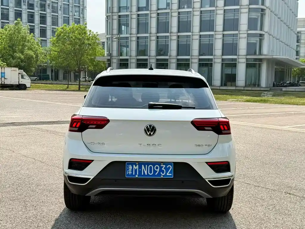 Volkswagen T-Roc 2021 — фото 4