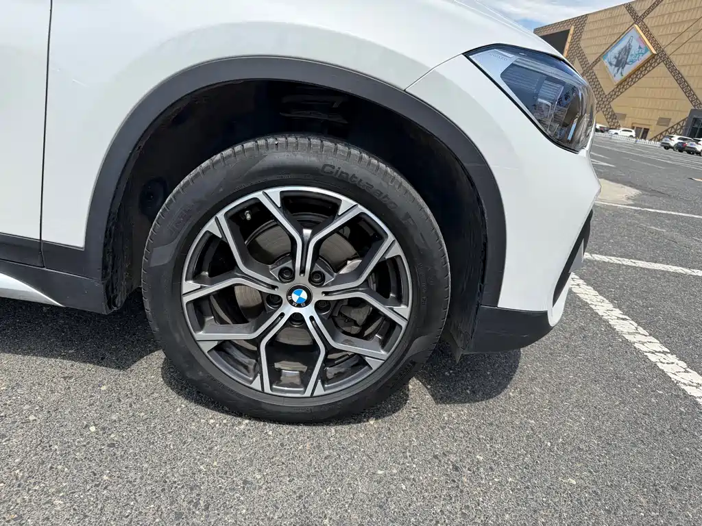 BMW X1 2022 — фото 13