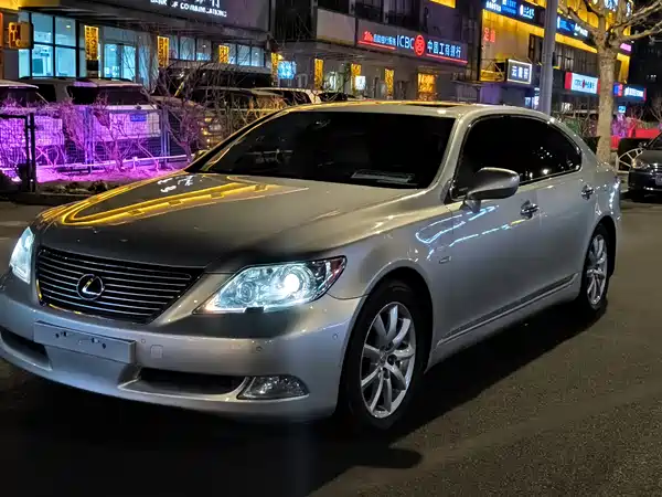 Lexus LS 2006