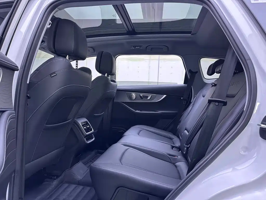 Chery Tiggo 8 PRO 2025 — фото 9