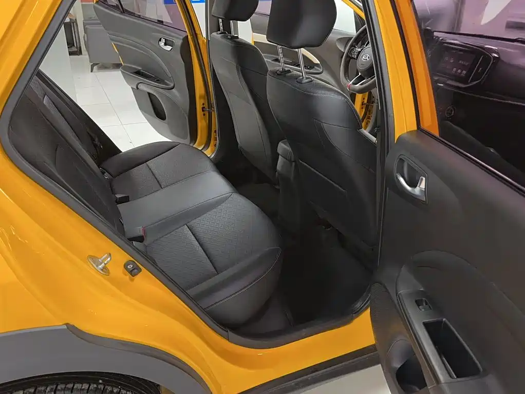 Kia KX1 2019