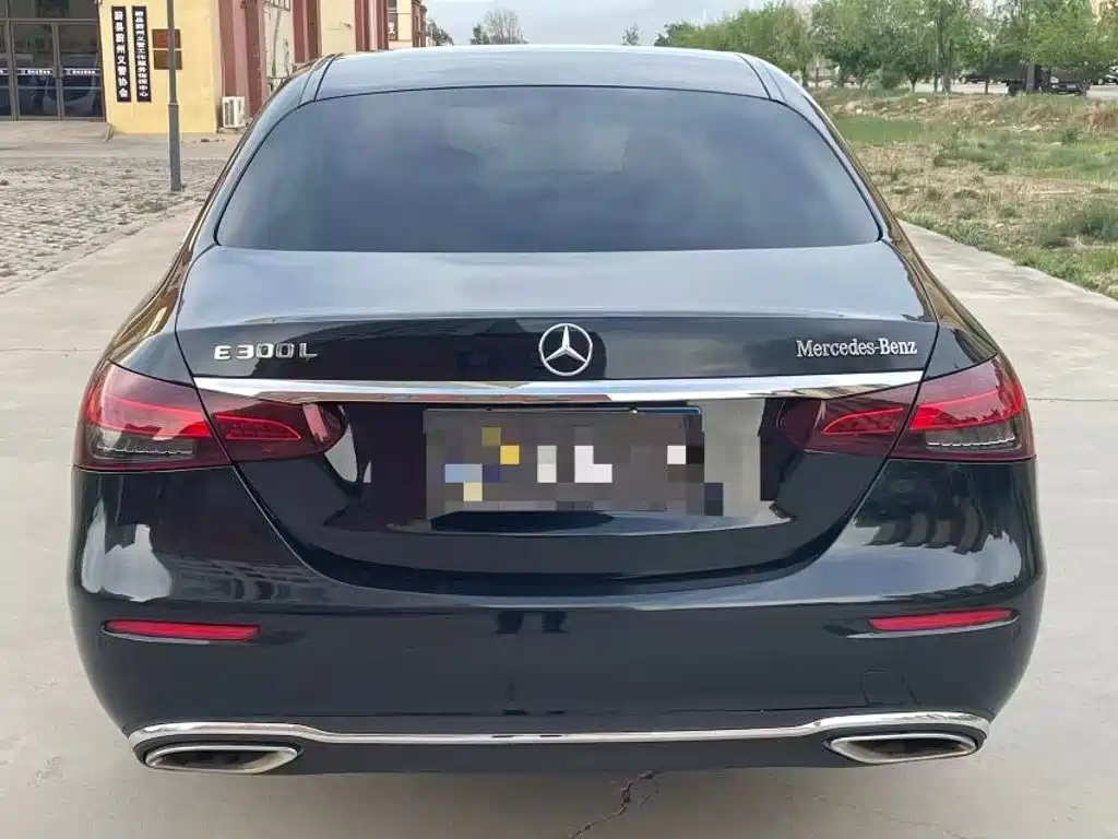 Mercedes-Benz E-Class 2017