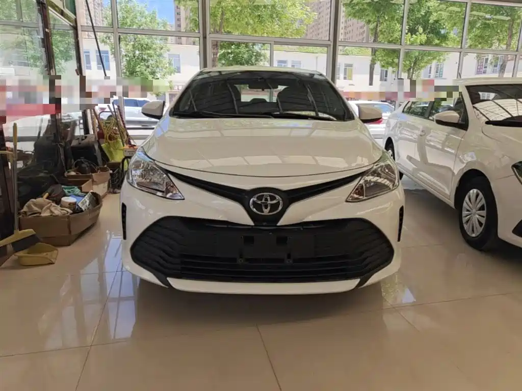 Toyota Vios 2017 — фото 3
