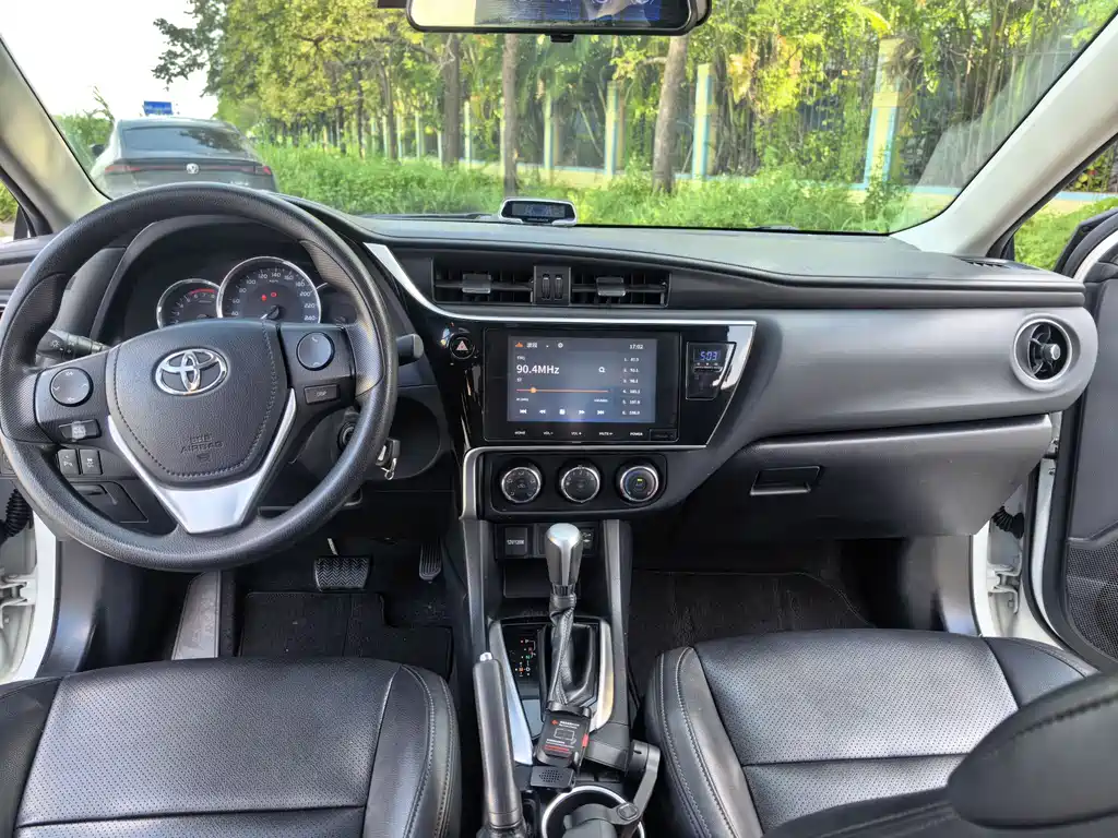 Toyota Levin 2017 — фото 13