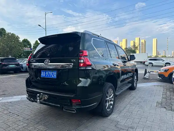 Toyota Prado 2016