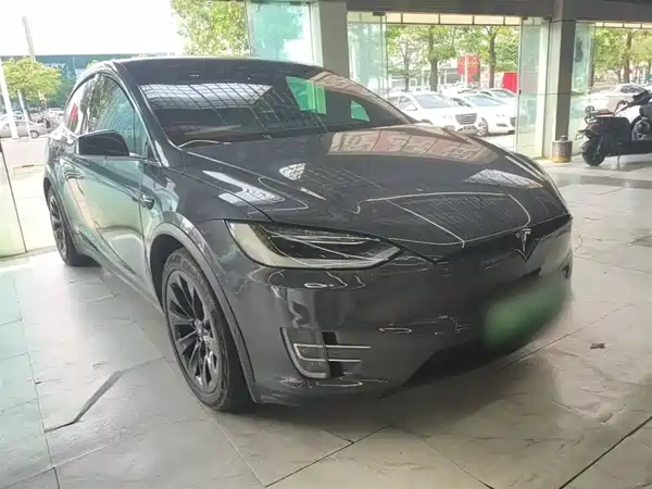 Tesla Model X 2017