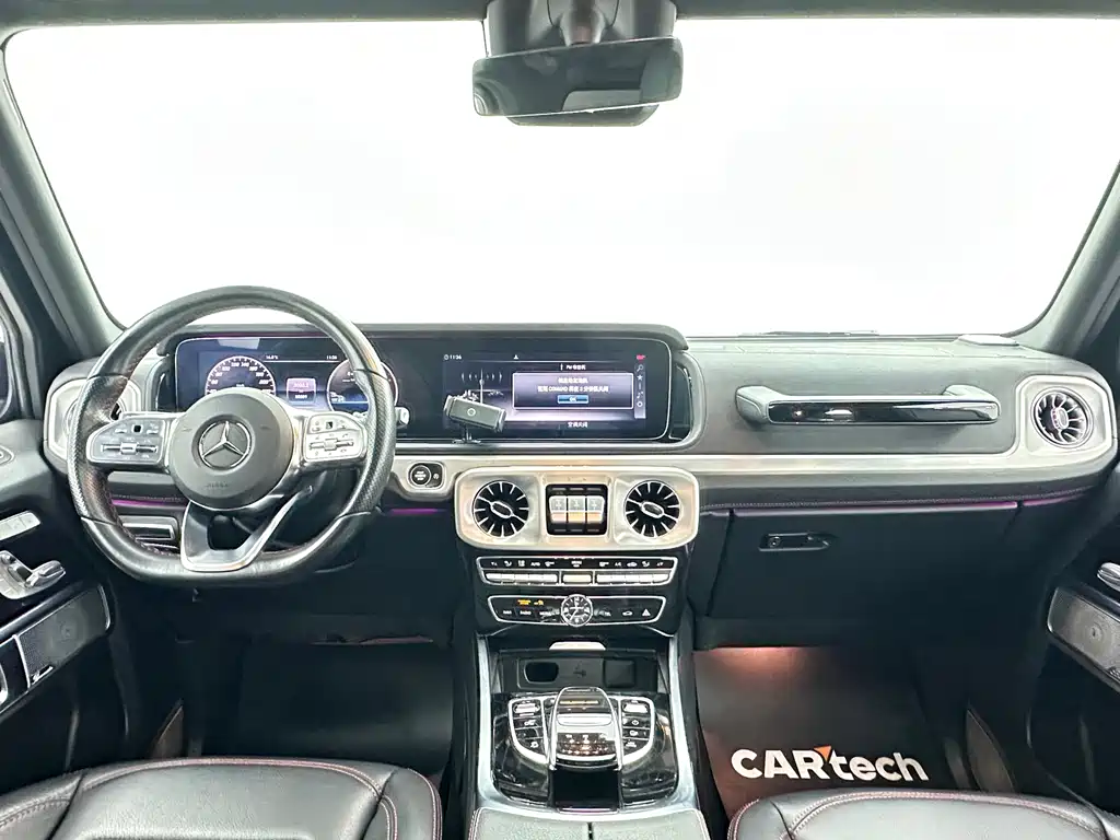 Mercedes-Benz G-Class 2023 — фото 15