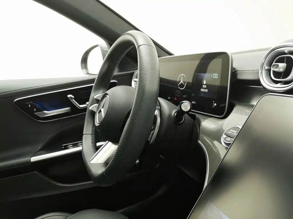 Mercedes-Benz C-Class 2023 — фото 22