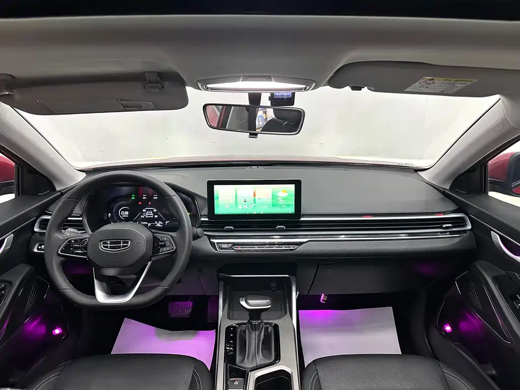 Geely Emgrand 2022 — фото 13