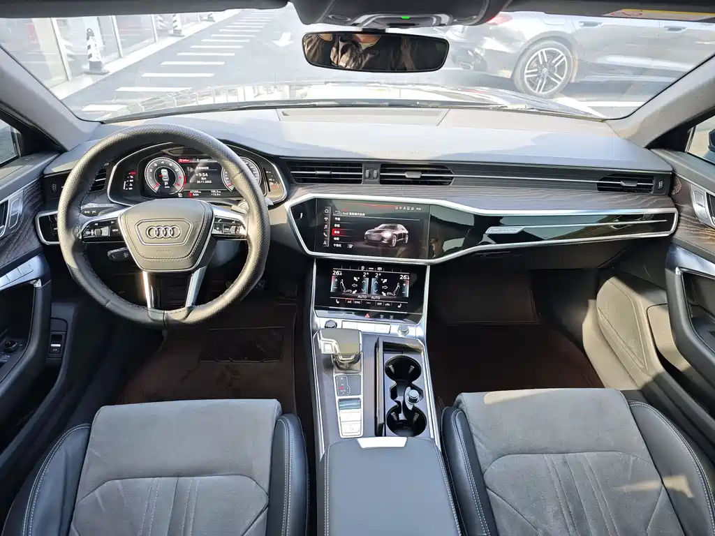 Audi A6L 2023 — фото 9