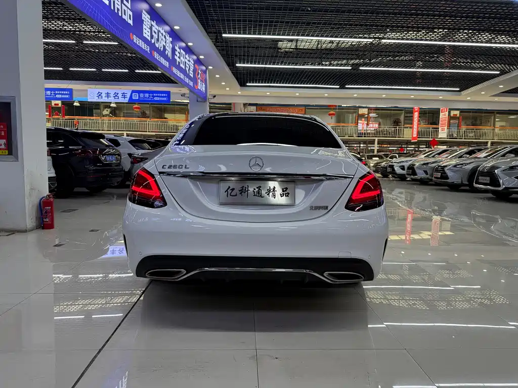 Mercedes-Benz C-Class 2019 — фото 4