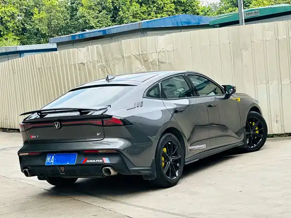 Changan UNI-V 2022