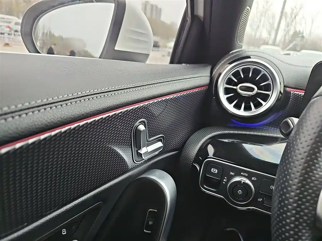 Mercedes-Benz A-Class 2021 — фото 19