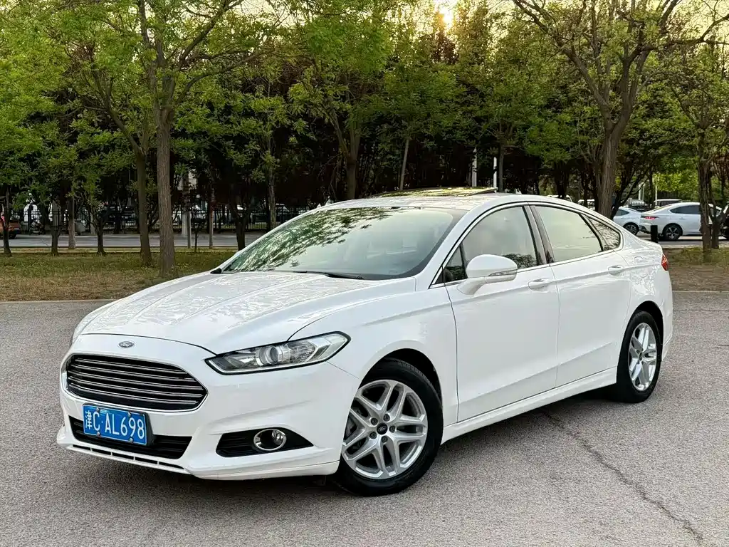 Ford Mondeo 2016 — фото 1