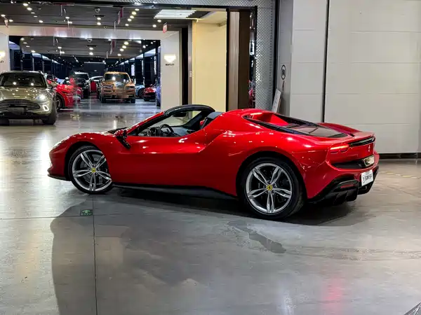 Ferrari 296 2022