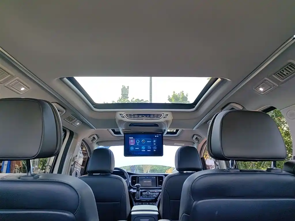 GAC Motor Trumpchi M8 2020 — фото 18