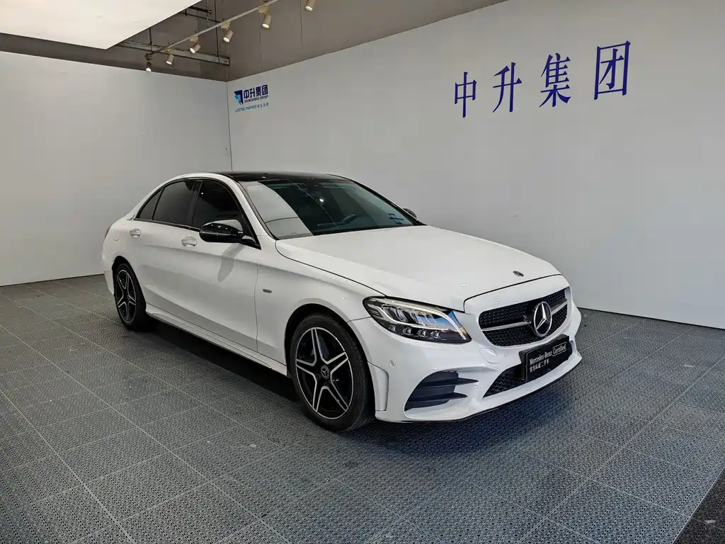 Mercedes-Benz C-Class 2020