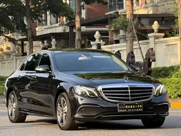 Mercedes-Benz E-Class 2016