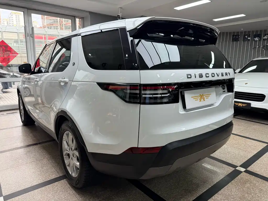 Land Rover Discovery 2020 — фото 7