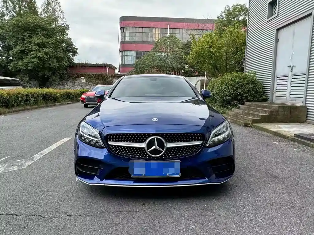 Mercedes-Benz C-Class 2020