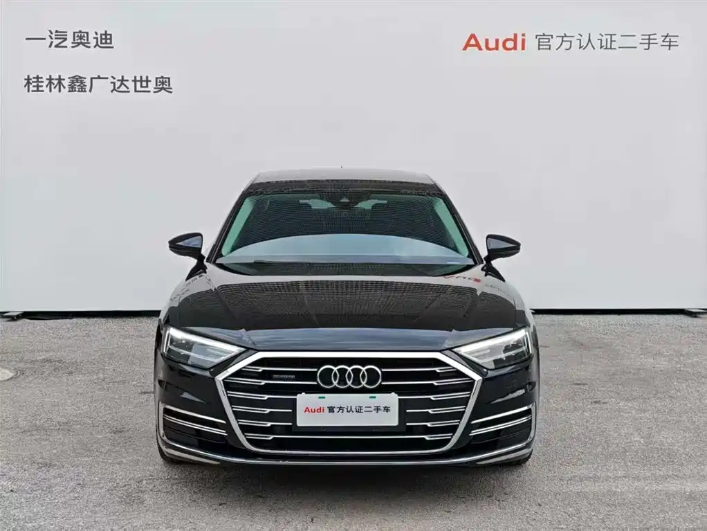 Audi A8 2021 — фото 2