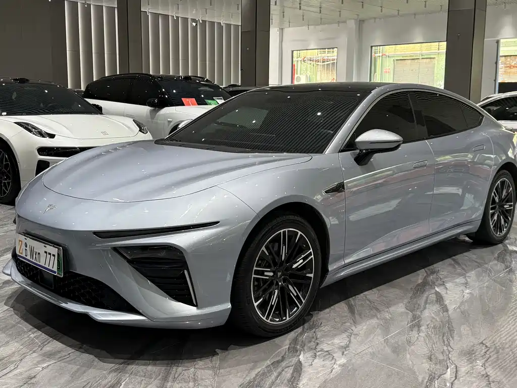 Neta S 2023