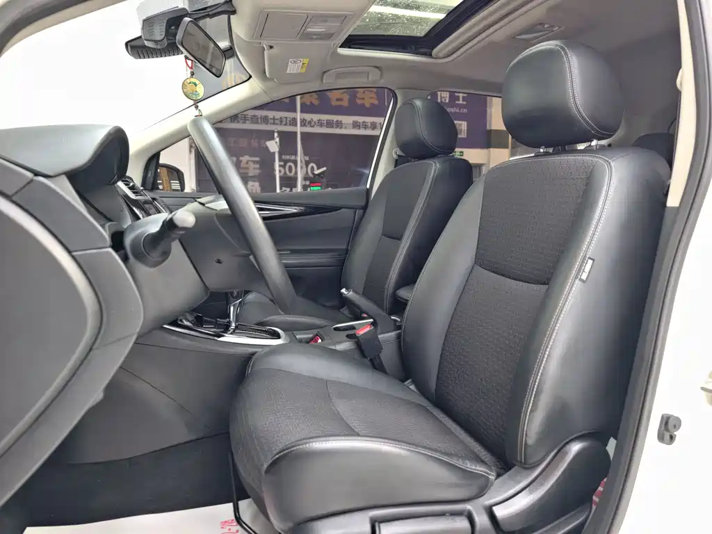 Nissan Tiida 2019 — фото 24