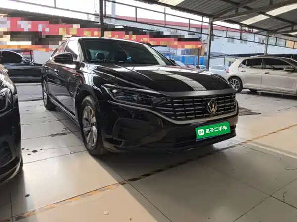 Volkswagen Passat 2024