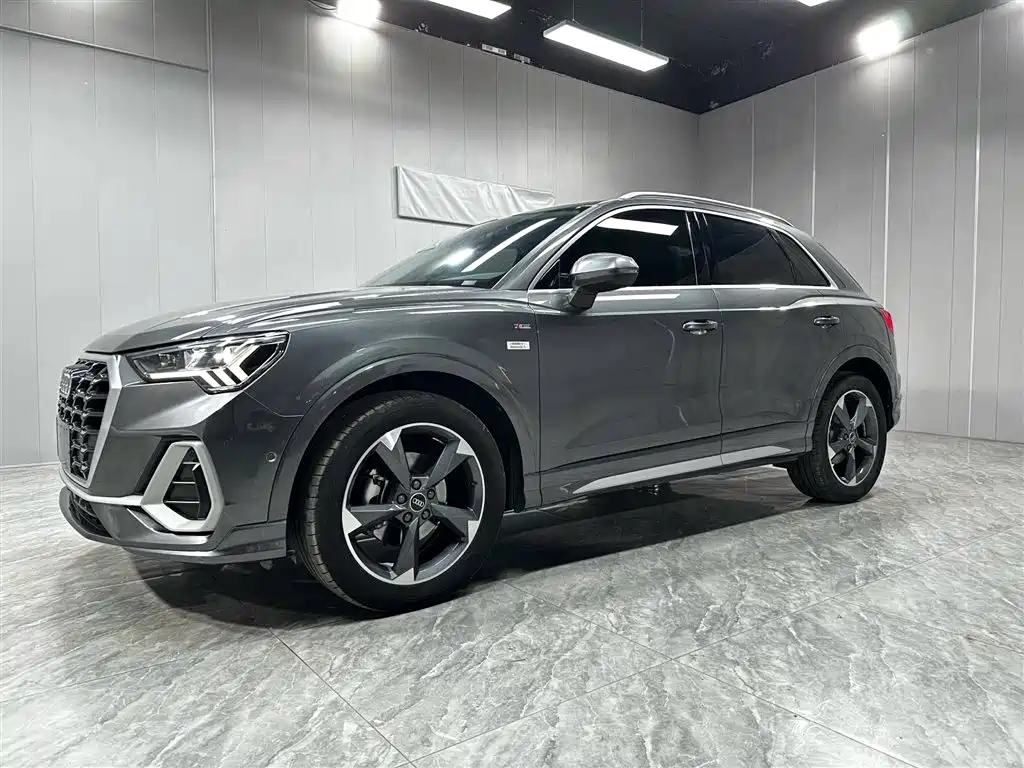 Audi Q3 2023 — фото 7