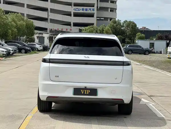 Li Auto L7 2023