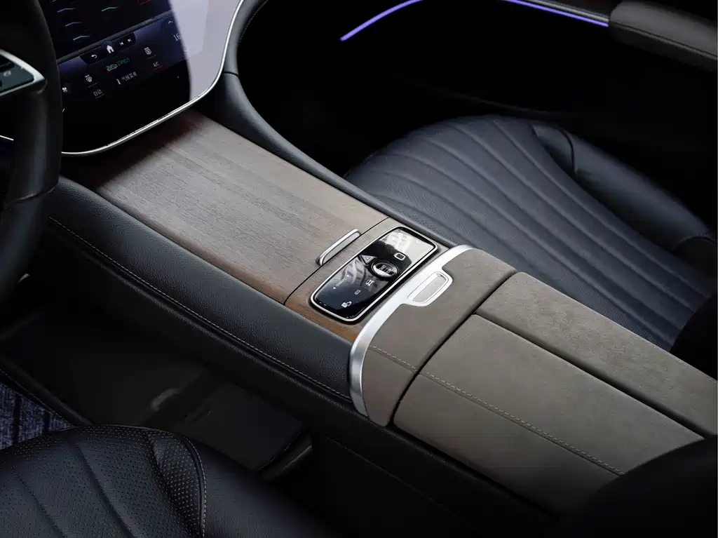Mercedes-Benz EQS 2023 — фото 17