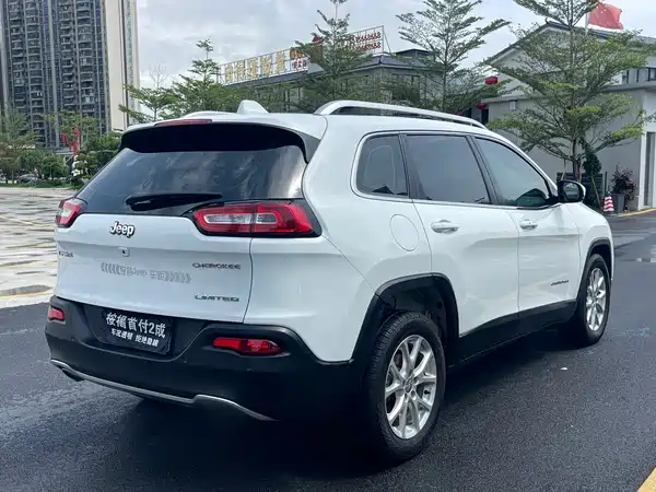Jeep Cherokee 2017