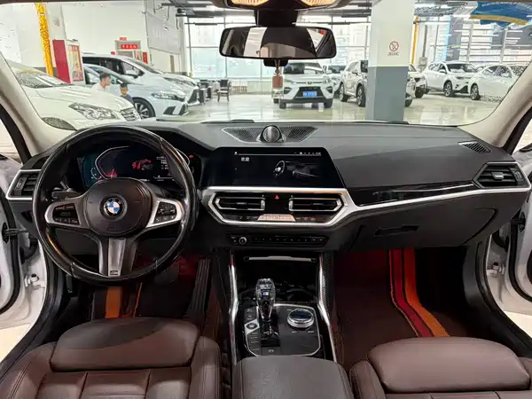 BMW 3 Series 2021