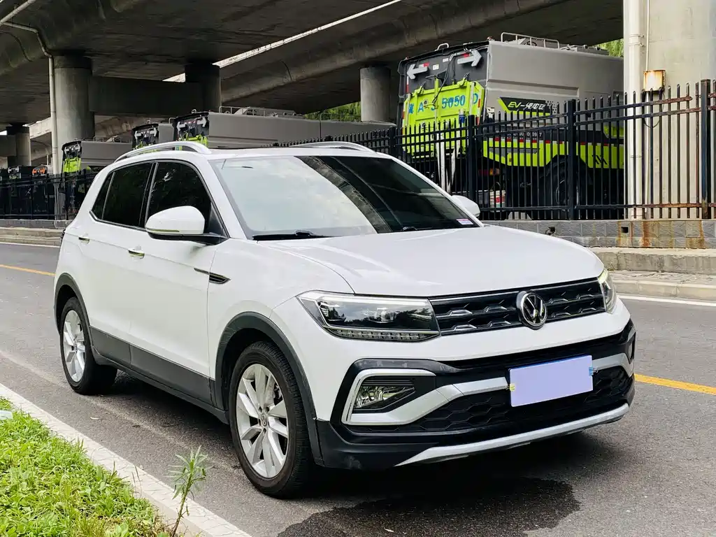 Volkswagen T-Cross 2020 — фото 9