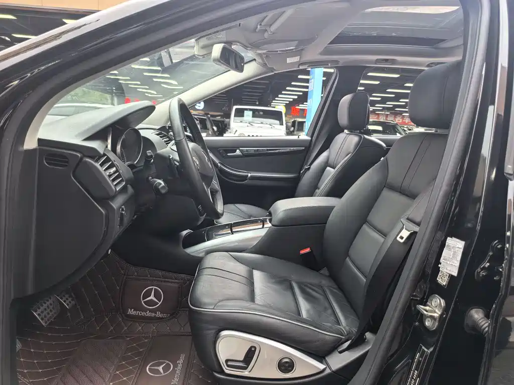 Mercedes-Benz R-Class 2017 — фото 6