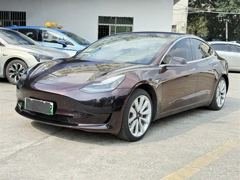 Tesla Model 3 2020 — фото 2