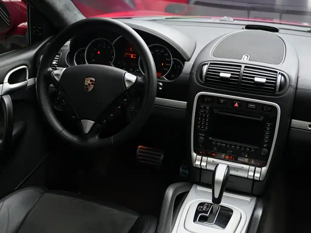 Porsche Cayenne 2009 — фото 13