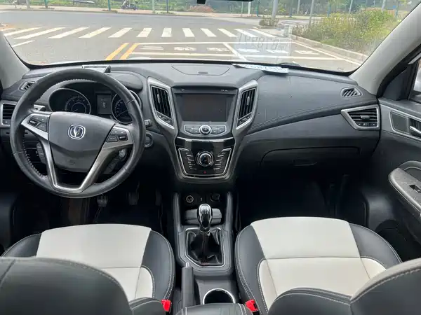 Changan CS35 2017