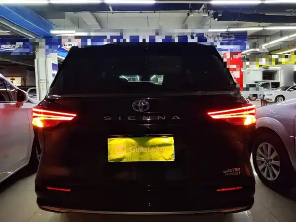 Toyota Sienna 2021